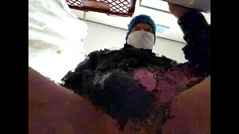 Snapshot of tailblazzer chatting on 2, 3, 2025 tailblazzer online show from 2, 3, 2025