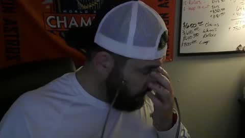 Snapshot of taintnuzzler_13 chatting on 13, 10, 2025 TaintNuzzler online show from 13, 10, 2025