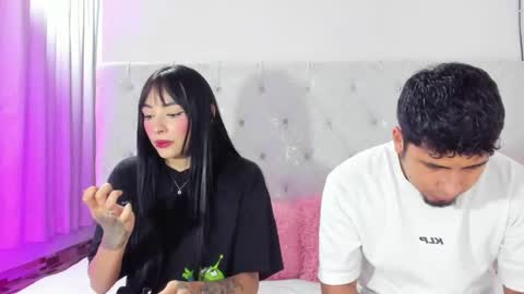 Snapshot of tainy_n_harley chatting on 29, 4, 2026 Liam and Juli online show from 29, 4, 2026