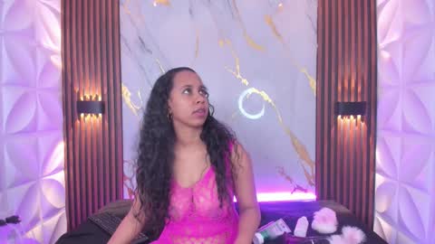 Snapshot of taira_bms chatting on 3, 11, 2025 Samantha online show from 3, 11, 2025