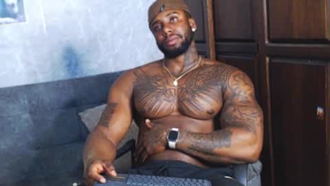 Tairon Tucke online show from 14, 12, 2024