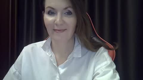 Snapshot of taisialucky77 chatting on 1, 11, 2025 taisialucky77 online show from 1, 11, 2025