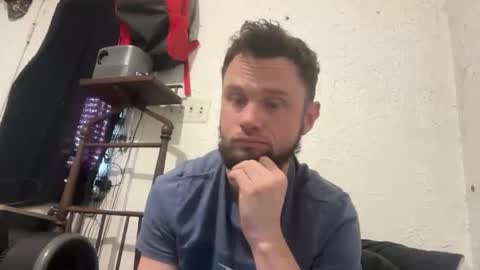 Snapshot of talenjames chatting on 16, 11, 2025 Talen James online show from 16, 11, 2025