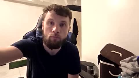 Snapshot of talenjames chatting on 5, 12, 2025 Talen James online show from 5, 12, 2025