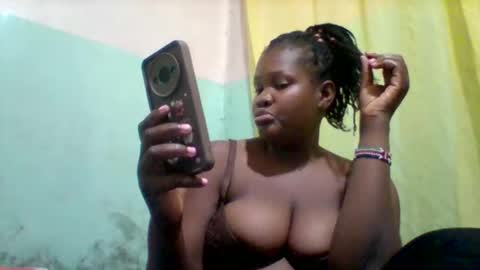 Snapshot of taliah254 chatting on 25, 4, 2026 taliah254 online show from 25, 4, 2026