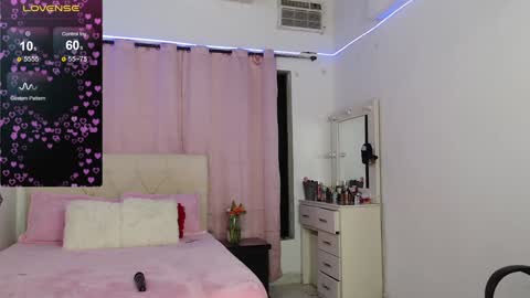 taliana  modelo independiente online show from 30, 12, 2024