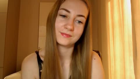 Snapshot of taliiyafiredream chatting on 19, 12, 2024  Kira  online show from 19, 12, 2024