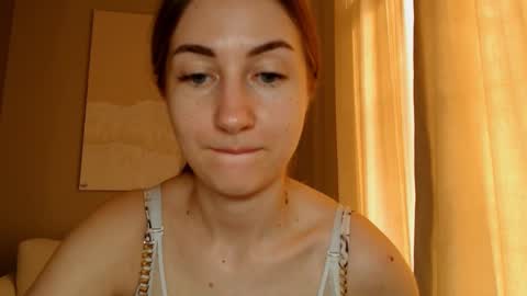 Snapshot of taliiyafiredream chatting on 21, 12, 2024  Kira  online show from 21, 12, 2024