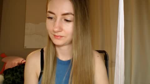 Snapshot of taliiyafiredream chatting on 30, 12, 2024  Kira  online show from 30, 12, 2024