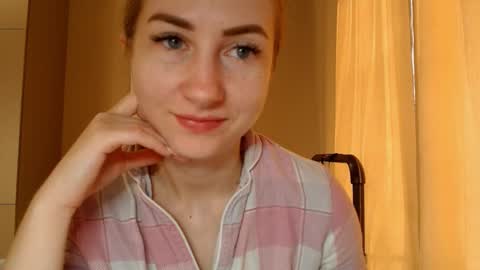 Snapshot of taliiyafiredream chatting on 8, 1, 2025  Kira  online show from 8, 1, 2025