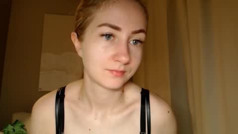 Snapshot of taliiyafiredream chatting on 9, 1, 2025  Kira  online show from 9, 1, 2025