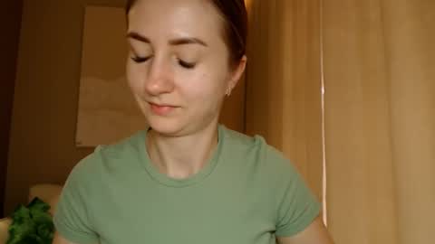 Snapshot of taliiyafiredream chatting on 13, 1, 2025  Kira  online show from 13, 1, 2025