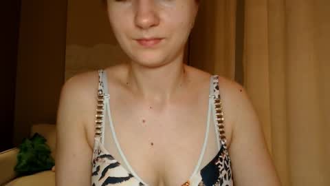Snapshot of taliiyafiredream chatting on 13, 1, 2025  Kira  online show from 13, 1, 2025