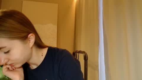 Snapshot of taliiyafiredream chatting on 30, 1, 2025  Kira  online show from 30, 1, 2025