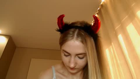 Snapshot of taliiyafiredream chatting on 30, 1, 2025  Kira  online show from 30, 1, 2025