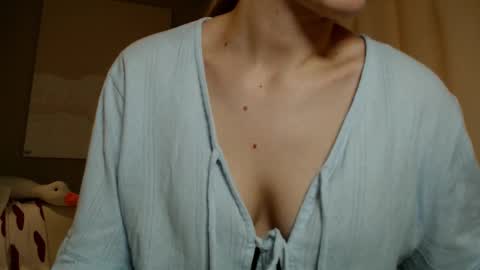 Snapshot of taliiyafiredream chatting on 5, 2, 2025  Kira  online show from 5, 2, 2025