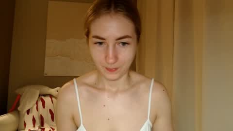 Snapshot of taliiyafiredream chatting on 6, 2, 2025  Kira  online show from 6, 2, 2025