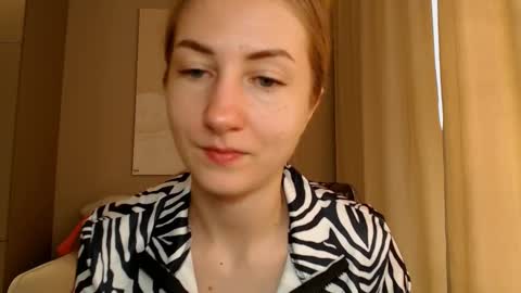 Snapshot of taliiyafiredream chatting on 11, 2, 2025  Kira  online show from 11, 2, 2025