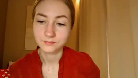 Snapshot of taliiyafiredream chatting on 19, 2, 2025  Kira  online show from 19, 2, 2025