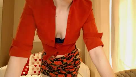 Snapshot of taliiyafiredream chatting on 19, 2, 2025  Kira  online show from 19, 2, 2025