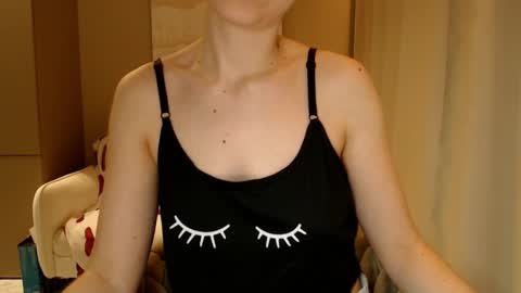 Snapshot of taliiyafiredream chatting on 25, 2, 2025  Kira  online show from 25, 2, 2025