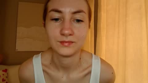Snapshot of taliiyafiredream chatting on 6, 3, 2025  Kira  online show from 6, 3, 2025