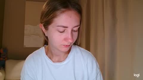 Snapshot of taliiyafiredream chatting on 9, 9, 2025  Kira  online show from 9, 9, 2025