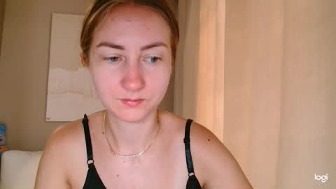 Snapshot of taliiyafiredream chatting on 10, 9, 2025  Kira  online show from 10, 9, 2025