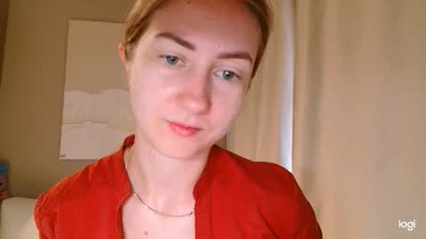 Snapshot of taliiyafiredream chatting on 11, 9, 2025  Kira  online show from 11, 9, 2025