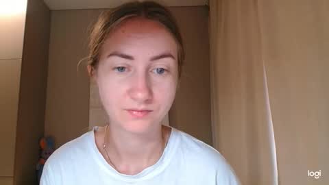 Snapshot of taliiyafiredream chatting on 12, 9, 2025  Kira  online show from 12, 9, 2025