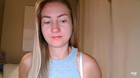 Snapshot of taliiyafiredream chatting on 19, 9, 2025  Kira  online show from 19, 9, 2025