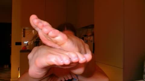  Kira  online show from 6, 11, 2025