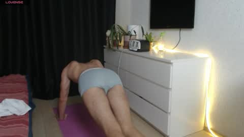Snapshot of tall_sam chatting on 15, 9, 2025 tall_sam online show from 15, 9, 2025