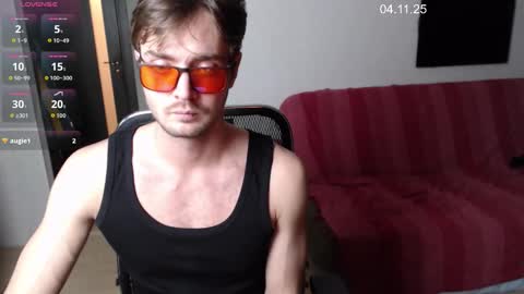 Snapshot of tall_sam chatting on 4, 11, 2025 tall_sam online show from 4, 11, 2025