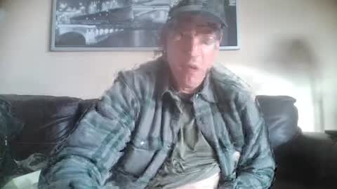 Snapshot of tallcoolhard1 chatting on 11, 1, 2025 Tallcoolhard1 online show from 11, 1, 2025