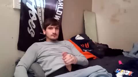 tallerandhandsomer online show from 16, 12, 2025