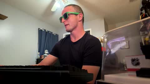 first stream was very fun grateful for every follow and super active chat online show from 8, 6, 2026