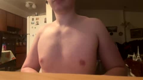 Snapshot of tallhandsomehung69 chatting on 27, 11, 2025 tallhandsomehung69 online show from 27, 11, 2025