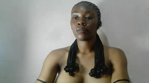 Snapshot of tallnsexydee chatting on 27, 7, 2026 tallnsexydee online show from 27, 7, 2026
