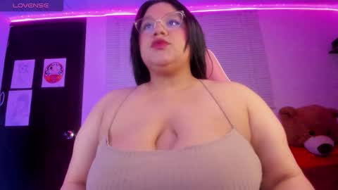 tamara_343015 online show from 13, 1, 2026