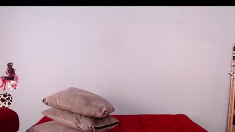 Tammy Modelo independiente YEAH online show from 3, 12, 2024