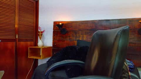    online show from 22, 9, 2025