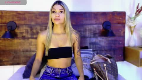    online show from 4, 4, 2026