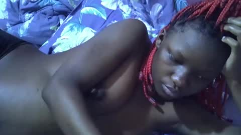 Snapshot of tamara_shaniz chatting on 27, 10, 2025 shanny online show from 27, 10, 2025