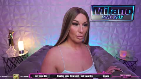Snapshot of tamaramilano chatting on 9, 1, 2025 TamaraMilano online show from 9, 1, 2025