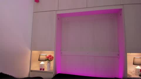 Snapshot of tamarazaki chatting on 20, 2, 2025 Tami online show from 20, 2, 2025
