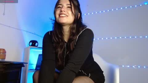 Snapshot of tami_ramirez__ chatting on 21, 12, 2024 Tami online show from 21, 12, 2024