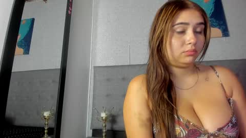 Snapshot of tami_vega chatting on 10, 1, 2025 Tamy Vega online show from 10, 1, 2025