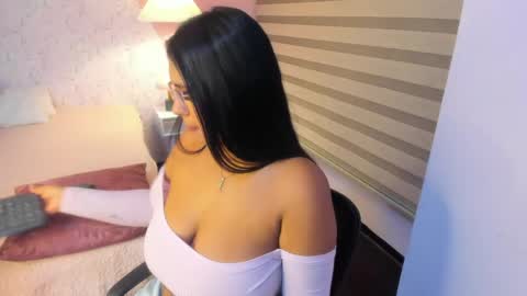 Tammara  online show from 24, 5, 2026