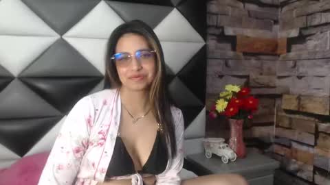 Tammy Blackk online show from 12, 12, 2024